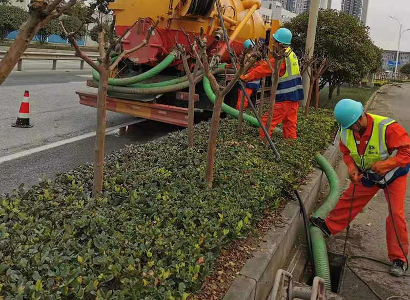 独山子市政管道清淤